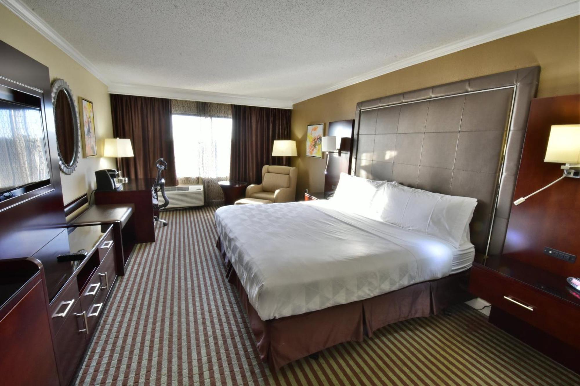 Holiday Orlando East-ucf Area By Ihg Hotel